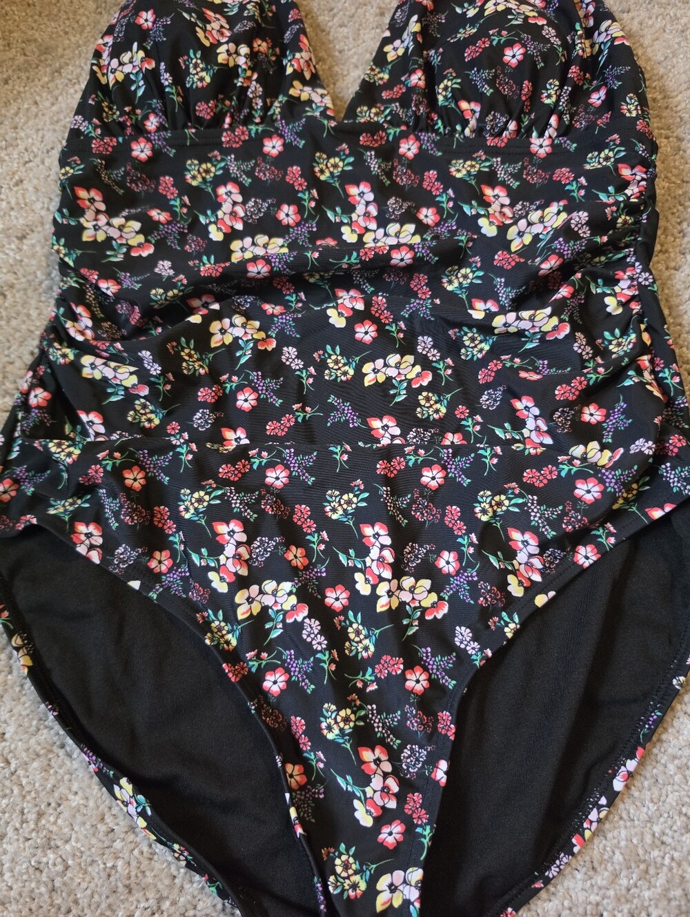 Gap One Piece Swimsuit - Picture 3 of 11